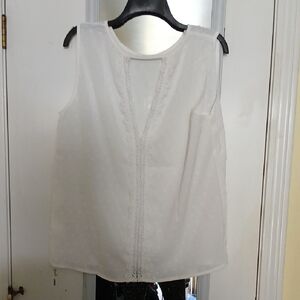 Elegant White Sleeveless Top